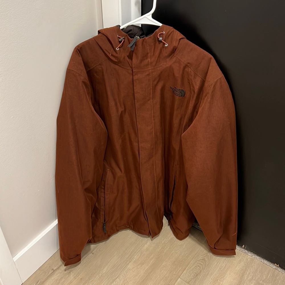 Men’s North Face Jacket - Rust